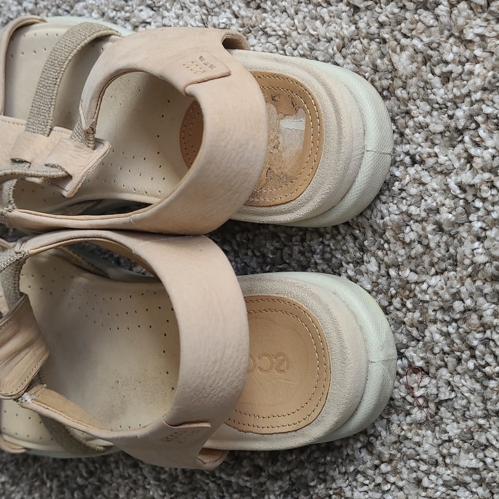 Ecco Women's Tan Strap Sandals Size 39/ 8.5 - Picture 4 of 9